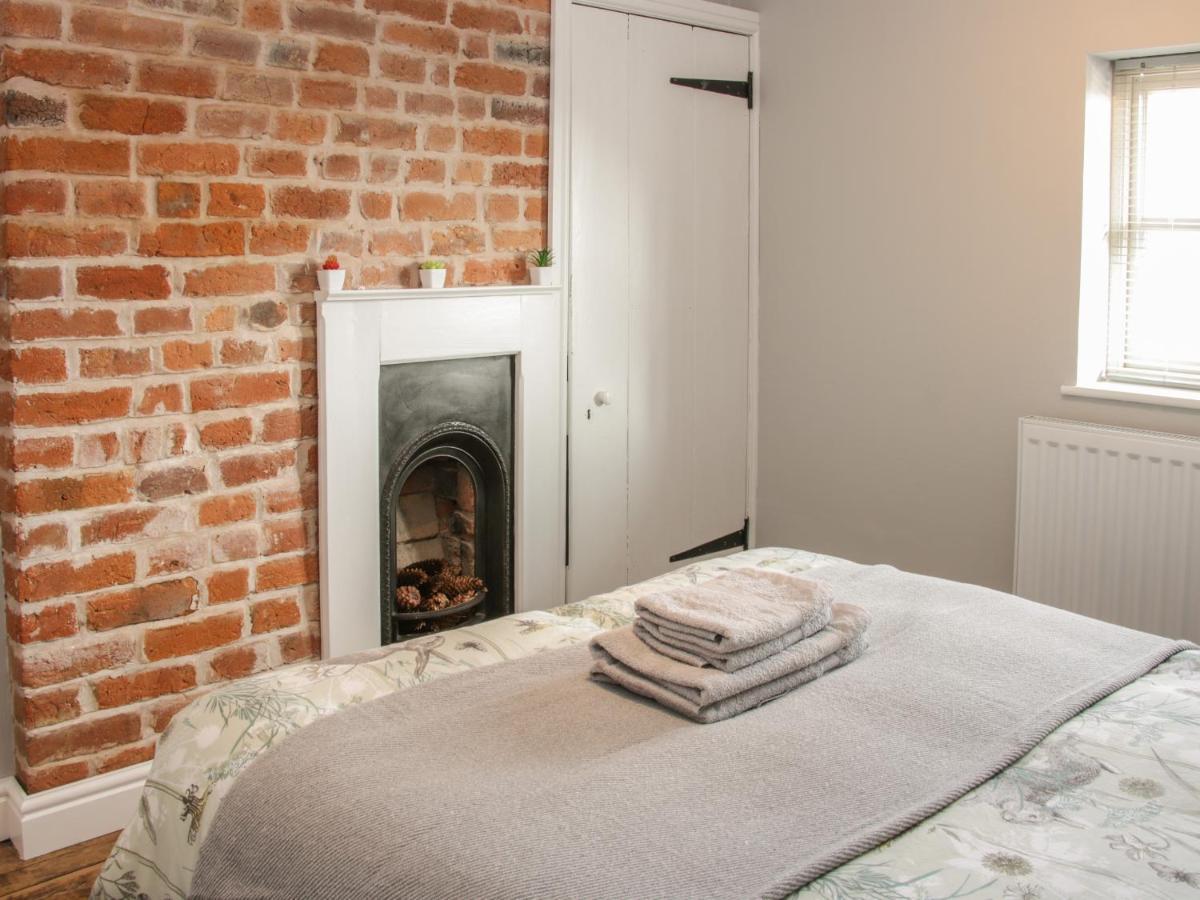 1 Royal Oak Cottages Shrewsbury Dış mekan fotoğraf
